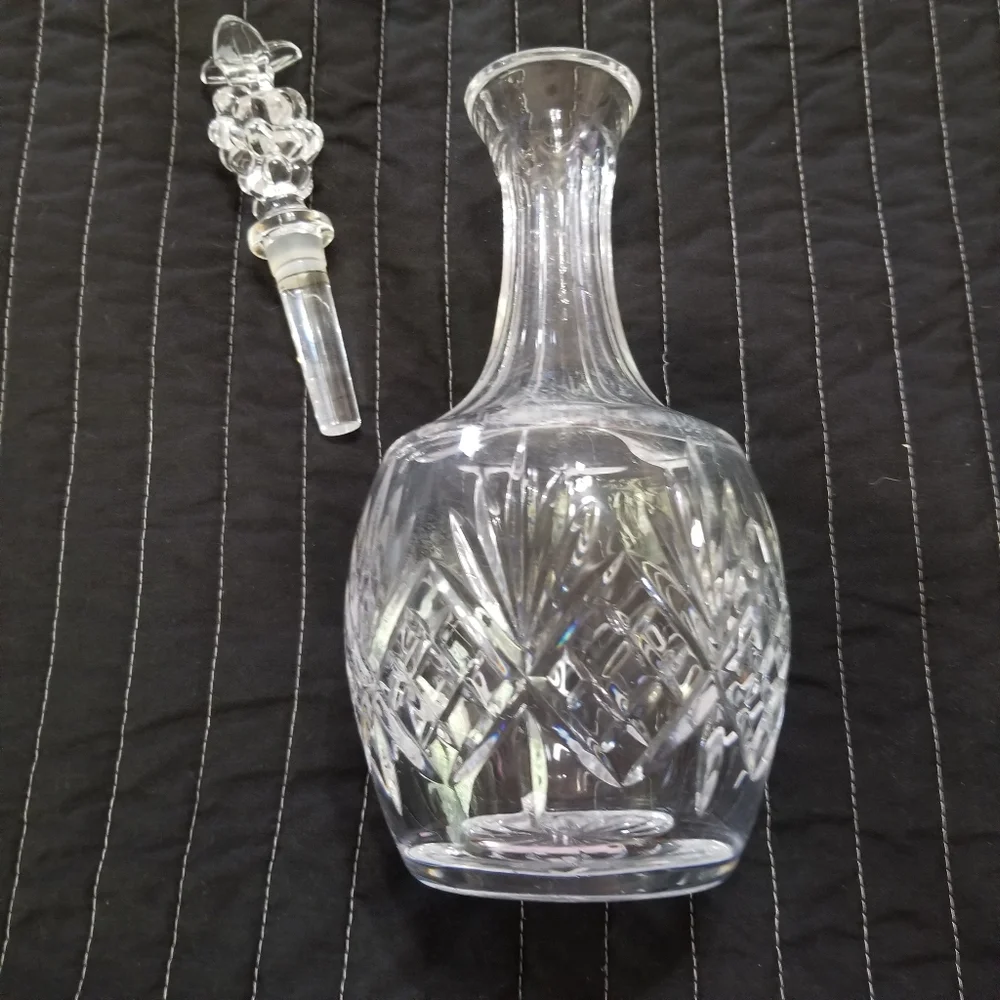 Vintage Heavy Crystal Wine Liquor Decanter W Crystal Grape Cluster Stopper
